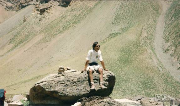 Primeiro dia de caminhada, quase chegando em Confluencia, no parque Provincial Aconcágua, região de Mendoza, oeste da Argentina (temporada de 1998/99)